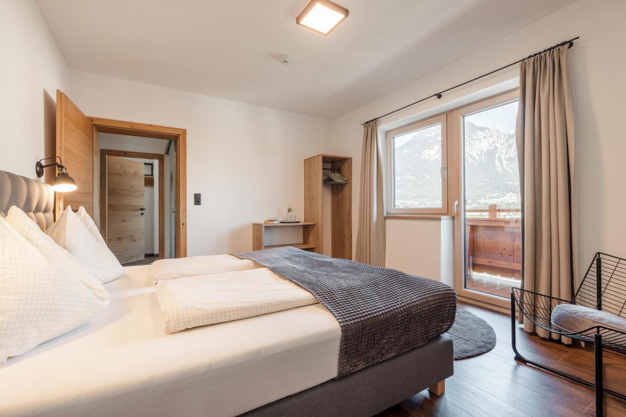 Gasthof Pension Knapp Strass im Zillertal Exterior photo